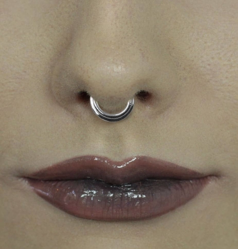 Piercing Tragus Reto Labret em Prata 950