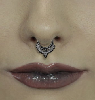 025 Piercing Septo Indiano